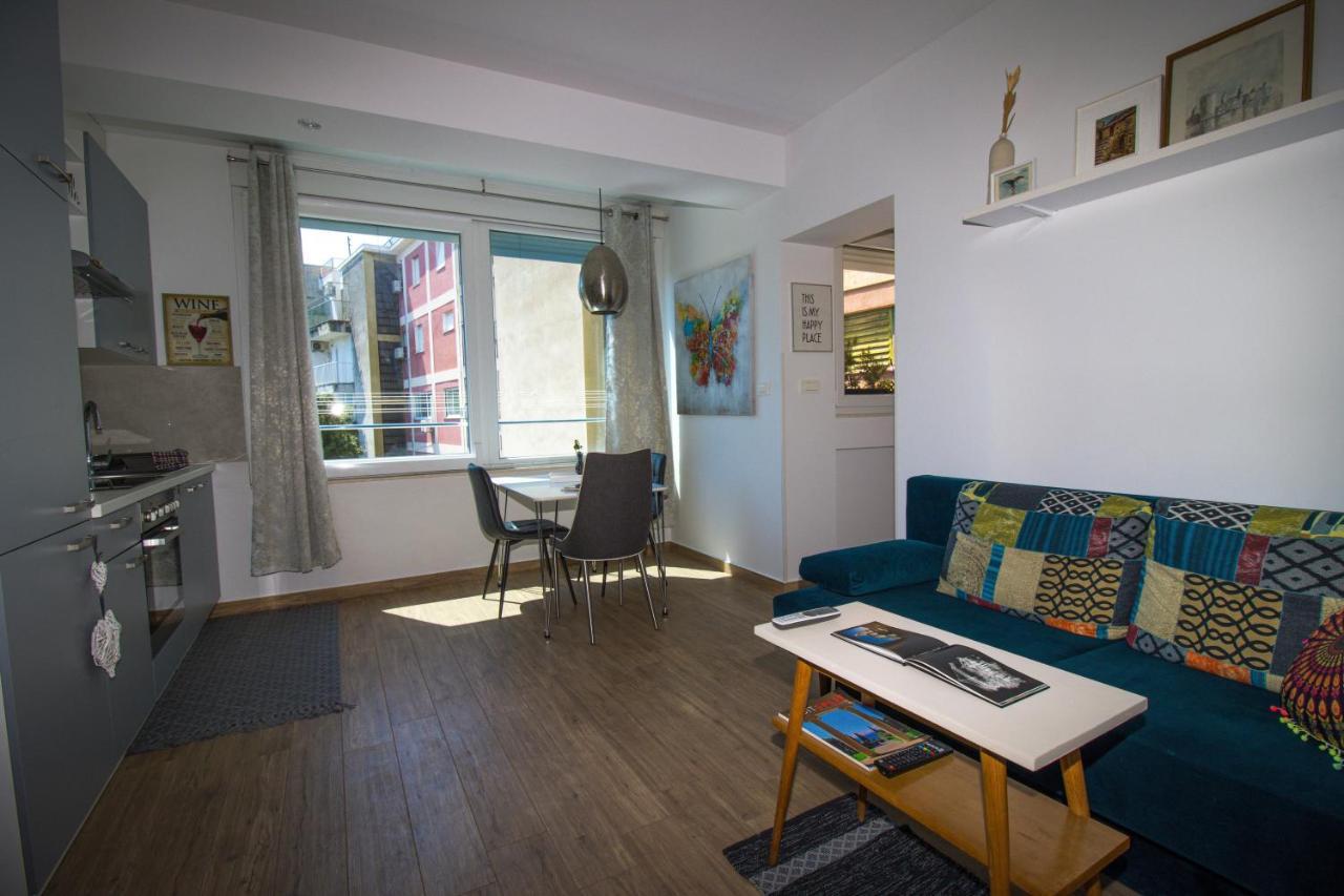 Appartamento Brand New 1Br Near Central Station, Old Town, Beach - 3 Minute Walking Spalato Esterno foto